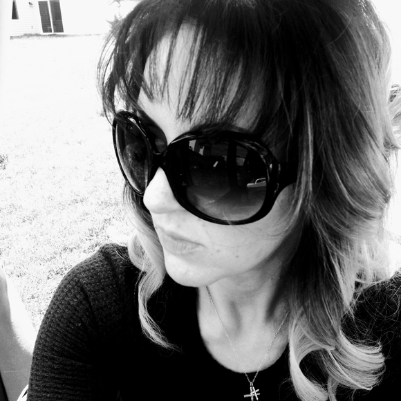 Meet your Posher, Shena - Picture 6 of 8